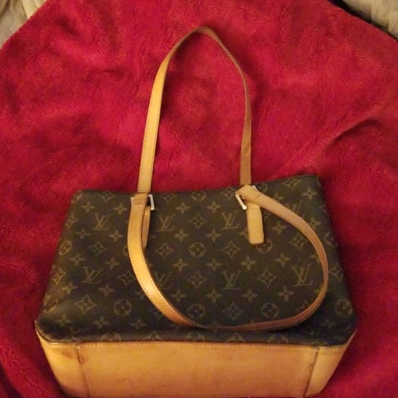 Louis Vuitton Handbags - LV medium Cabas Tote purse